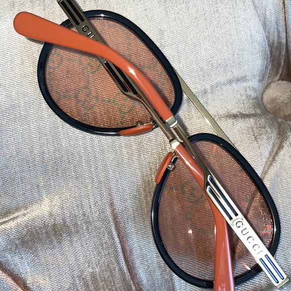 Nwot Authentic GG sunglasses (unisex) - Picture 8 of 16